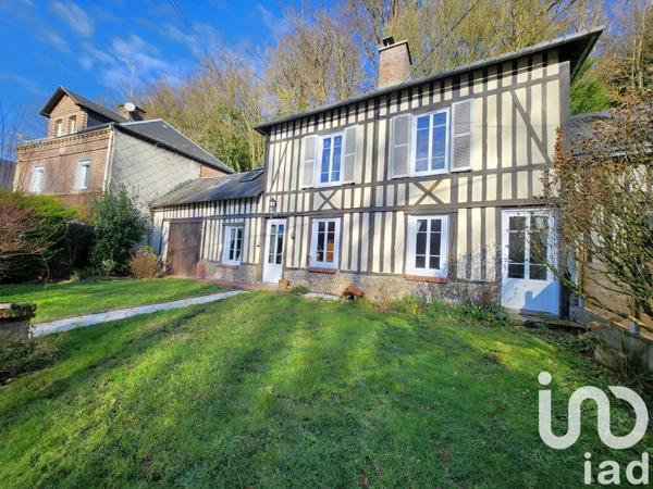 Maison 5 pièces de 135 m² à Saint-Laurent-de-Brèvedent (76700)