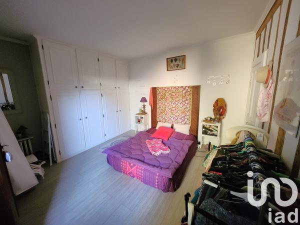 Maison 5 pièces de 135 m² à Saint-Laurent-de-Brèvedent (76700)