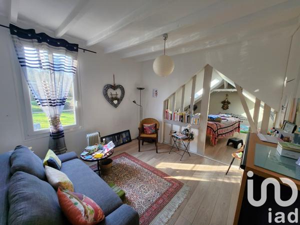 Maison 5 pièces de 135 m² à Saint-Laurent-de-Brèvedent (76700)