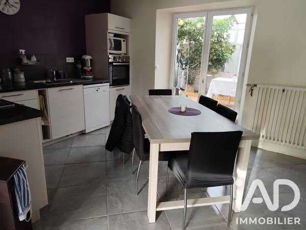 Maison à vendre 5 pièces 132 m² Suré