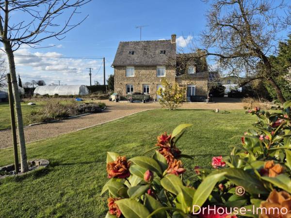 Maison à vendre 10 pièces de 201 m²