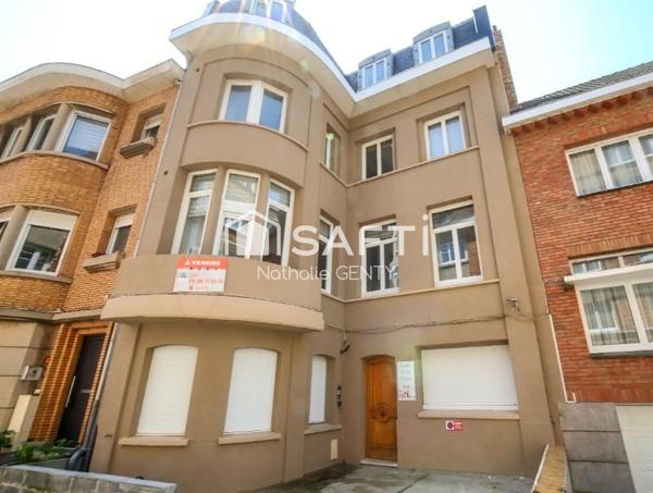 IMMEUBLE COMPRENANT QUATRE APPARTEMENTS À PROXIMITÉ DE LA PLAGE