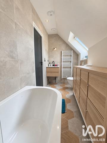 Maison à vendre 6 pièces 103,38 m² Fleury
