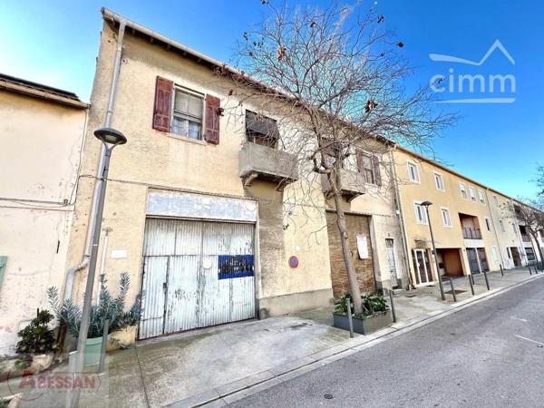 INVESTISSEMENT D'UN IMMEUBLE DE 362m2: 2 LOFTS AVEC GARAGES ET JARDINS PRIVATIFS, ET 2 DUPLEX AVEC TERRASSES.