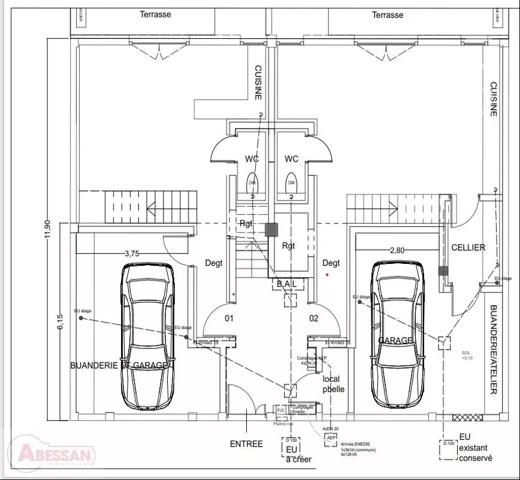 INVESTISSEMENT D'UN IMMEUBLE DE 362m2: 2 LOFTS AVEC GARAGES ET JARDINS PRIVATIFS, ET 2 DUPLEX AVEC TERRASSES.