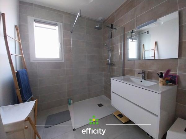 Maison 3 pièces - 80 m² Exclusivité efficity