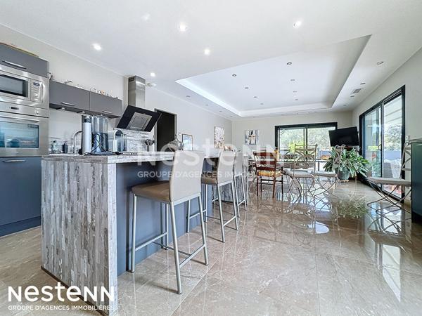 Maison Paraza 5 pièce(s) 122 m2