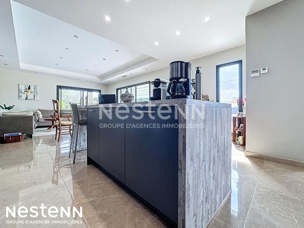 Maison Paraza 5 pièce(s) 122 m2