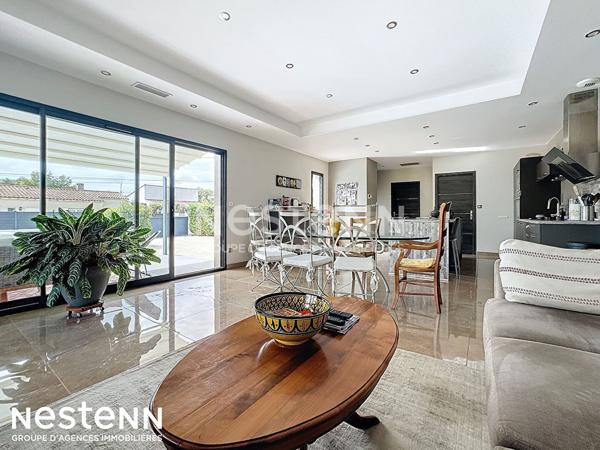 Maison Paraza 5 pièce(s) 122 m2