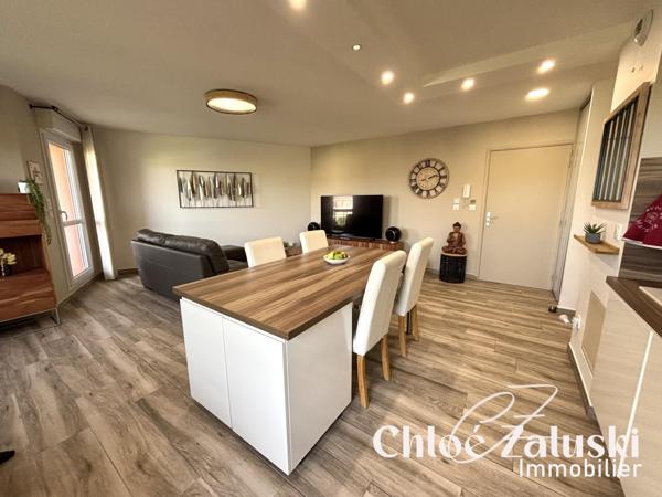 Appartement T3, dernier étage avec garage