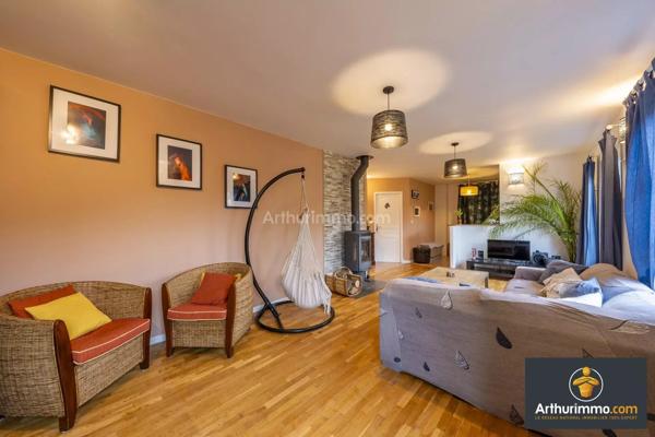 Vente                                                      Maison
                        
                     6 pièces                      128 m2                     à Saint-Fargeau-Ponthierry