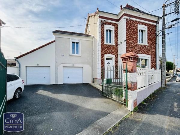 Maison à vendre 11 pièces 200m² Villedieu-sur-Indre (36320)