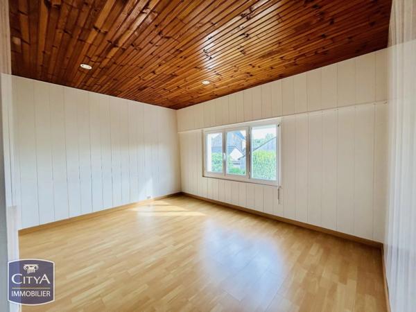 Maison à vendre 11 pièces 200m² Villedieu-sur-Indre (36320)