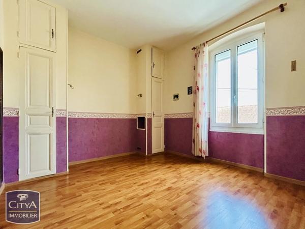Maison à vendre 11 pièces 200m² Villedieu-sur-Indre (36320)