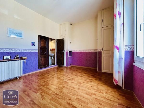 Maison à vendre 11 pièces 200m² Villedieu-sur-Indre (36320)