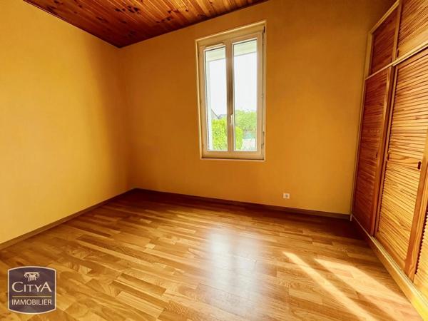 Maison à vendre 11 pièces 200m² Villedieu-sur-Indre (36320)