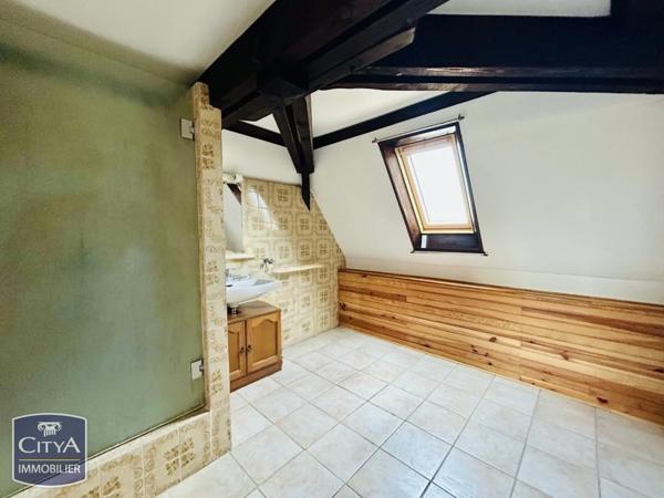 Maison à vendre 11 pièces 200m² Villedieu-sur-Indre (36320)