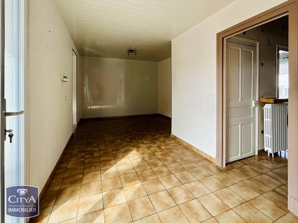 Maison à vendre 11 pièces 200m² Villedieu-sur-Indre (36320)