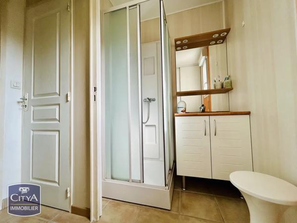 Maison à vendre 11 pièces 200m² Villedieu-sur-Indre (36320)