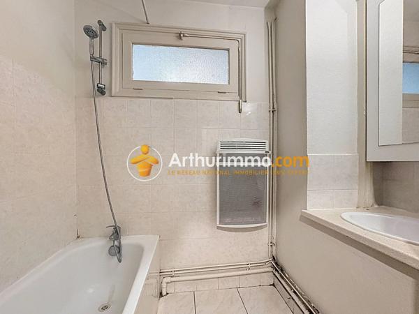 Vente Appartement 2 pièces 63 m2 à Bourgoin-Jallieu