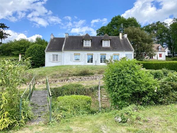 Vente                                                      Maison
                        
                     6 pièces                      150 m2                     à La Chartre-sur-le-Loir