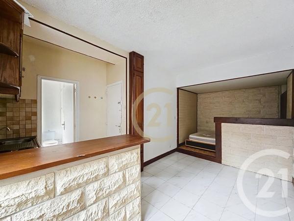 Appartement Studio à vendre  1 pièce - 23 m 2   NANTERRE  - 92