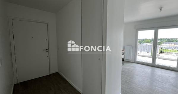 Location Appartement 3 pièces 65.87 m² - Laval 53000
