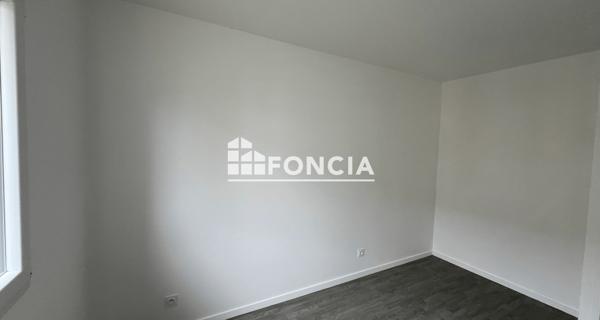 Location Appartement 3 pièces 65.87 m² - Laval 53000