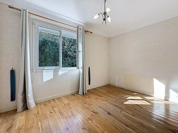 A vendre Maison (82) carreyrat de type 4 avec sous sol et parcelle détachable à bâtir