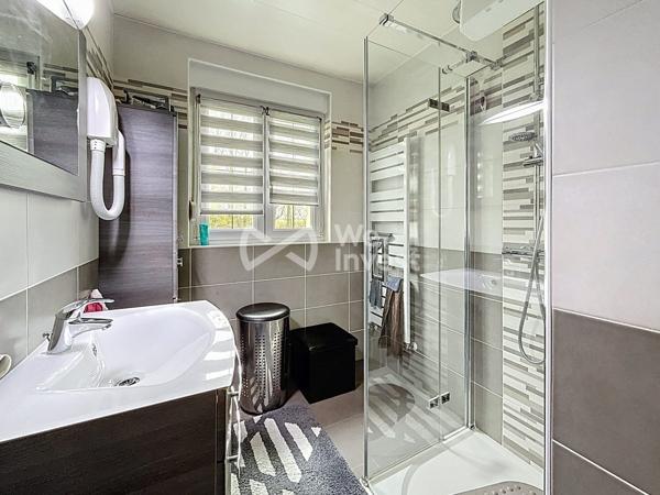EXCLUSIVITÉ – TRESSANGE  Maison individuelle – 130 m² loi Carrez / 172 m² au sol – Terrain 623 m²