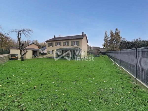 EXCLUSIVITÉ – TRESSANGE  Maison individuelle – 130 m² loi Carrez / 172 m² au sol – Terrain 623 m²