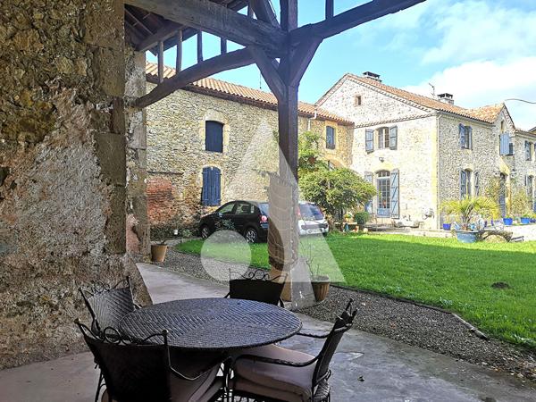 Maison 7 pièces 260 m2