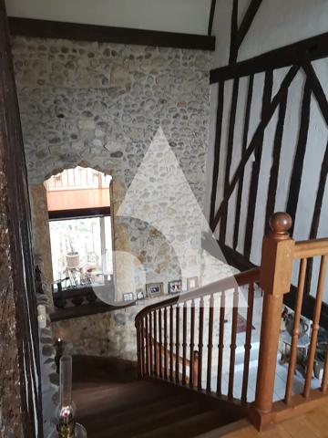 Maison 7 pièces 260 m2