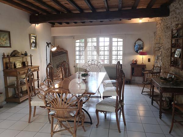 Maison 7 pièces 260 m2
