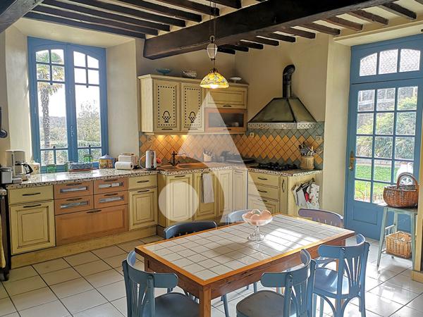 Maison 7 pièces 260 m2