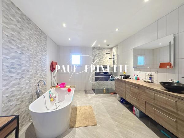 Ferme rénovée 5 pièces + annexes