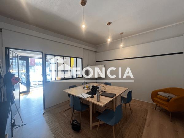 Location Local commercial 3 pièces 56 m² - 1 RUE DE TREMEAC Nantes 44100