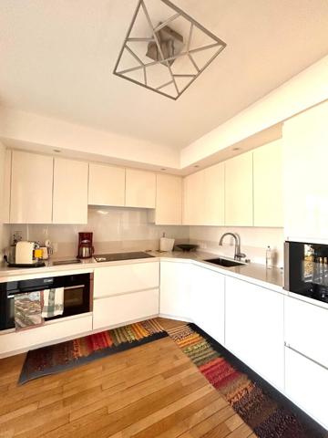 Maison Aurillac 7 pièce(s) 194 m2 , Aurillac