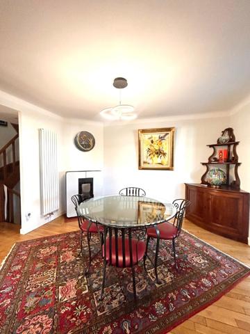 Maison Aurillac 7 pièce(s) 194 m2 , Aurillac
