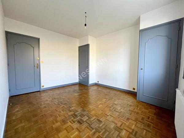 Appartement Villeurbanne / Léon Blum - Bon Coin - T4 - 80 m² - séjour double - balcon - loggia - cave - garage