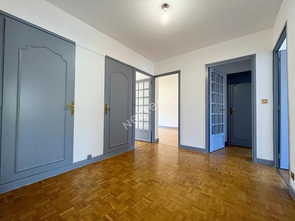 Appartement Villeurbanne / Léon Blum - Bon Coin - T4 - 80 m² - séjour double - balcon - loggia - cave - garage