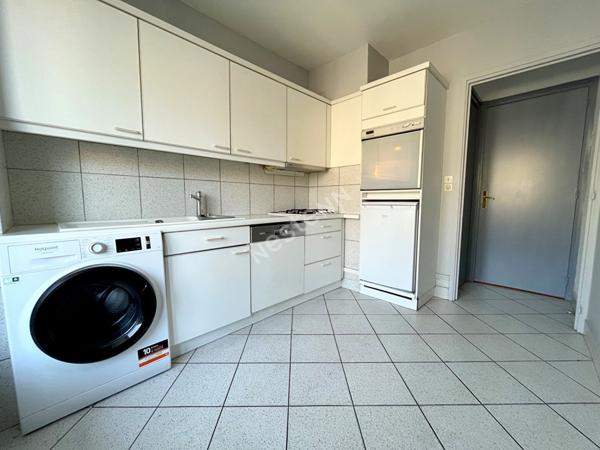 Appartement Villeurbanne / Léon Blum - Bon Coin - T4 - 80 m² - séjour double - balcon - loggia - cave - garage