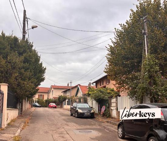 Ecully Secteur Charlier - Maison à réinventer - Permis de construire accepté - 211 m² projetés