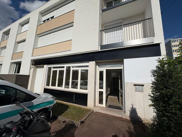 Bureaux professionnels à vendre - 207 m2 (Saint Jean le Blanc)