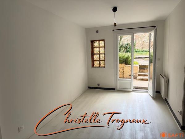 AMIENOISE     Fort potentiel dans un quartier recherché !