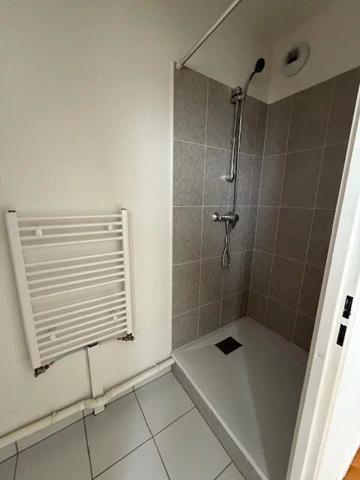 Location Appartement 5 pièces 85 m2 à Combs-la-Ville