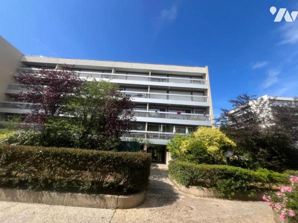 GRAND 3/4 Pièces à Elancourt