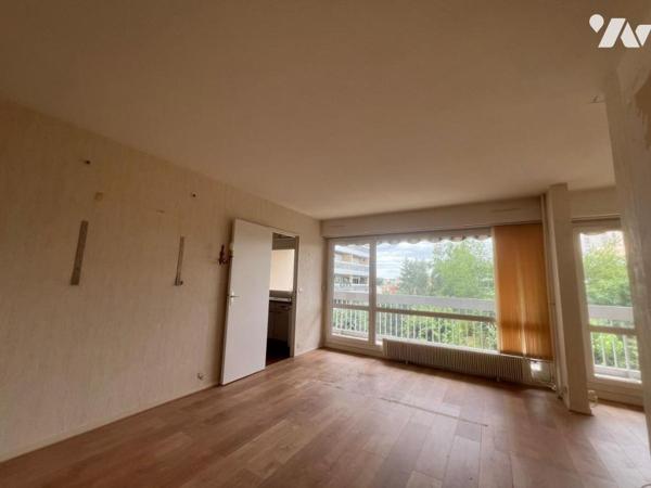 GRAND 3/4 Pièces à Elancourt