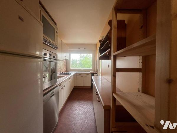 GRAND 3/4 Pièces à Elancourt