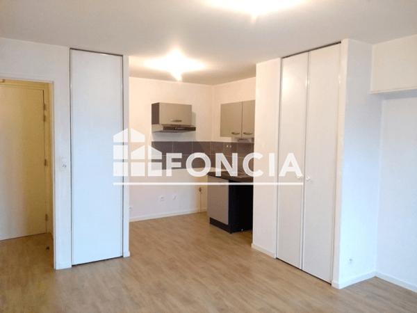 Location Appartement 2 pièces 42.85 m² - 19 RUE VAN GOGH Bohars 29820